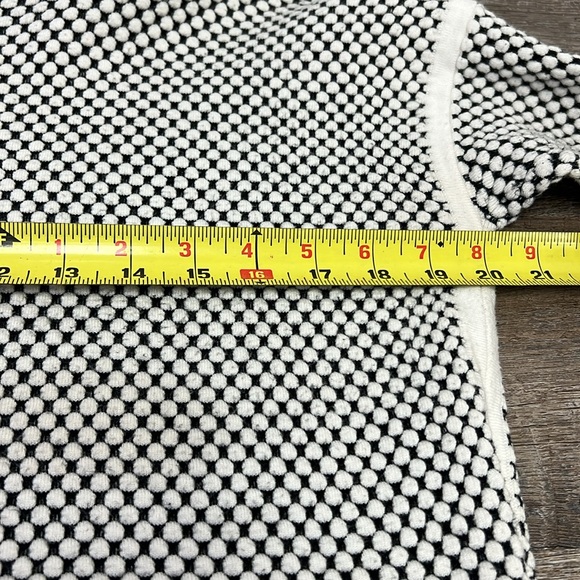 SOLD IN STORE Elena Wang High Funnel Neck Sweater Size Medium - Picture 7 of 9